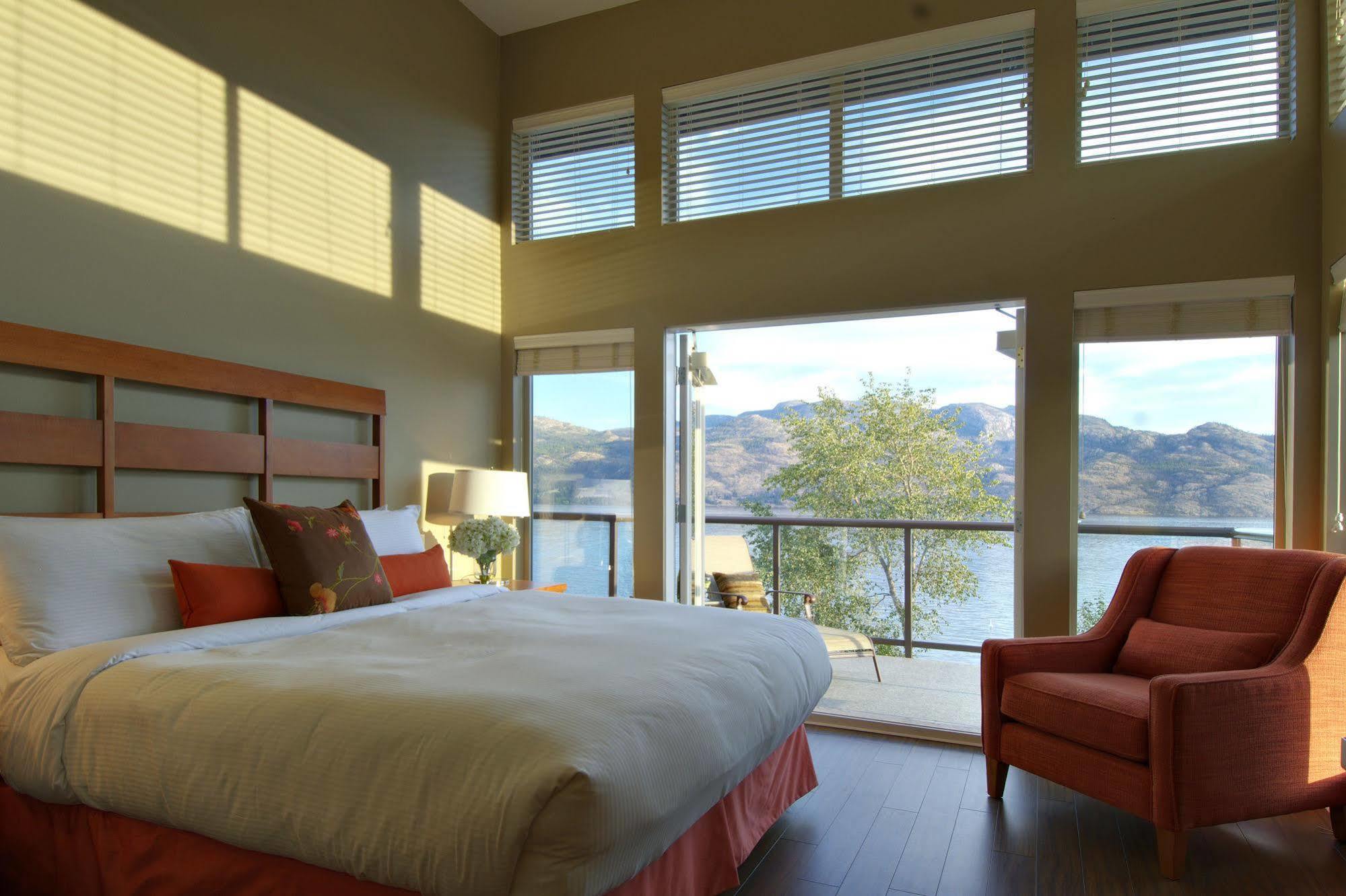 The Cove Lakeside Resort West Kelowna Exterior foto